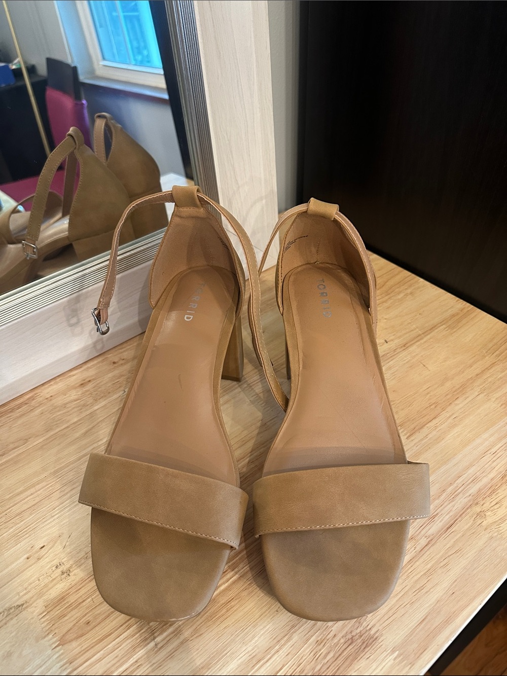 Women’s Tan nude Ankle-Strap Block Platform Heels
